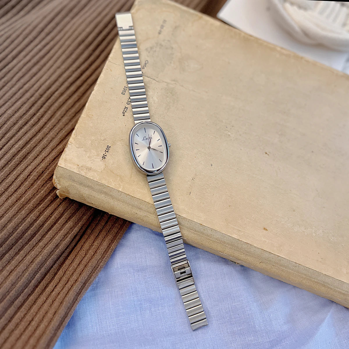 Relógio Montre Vivienne